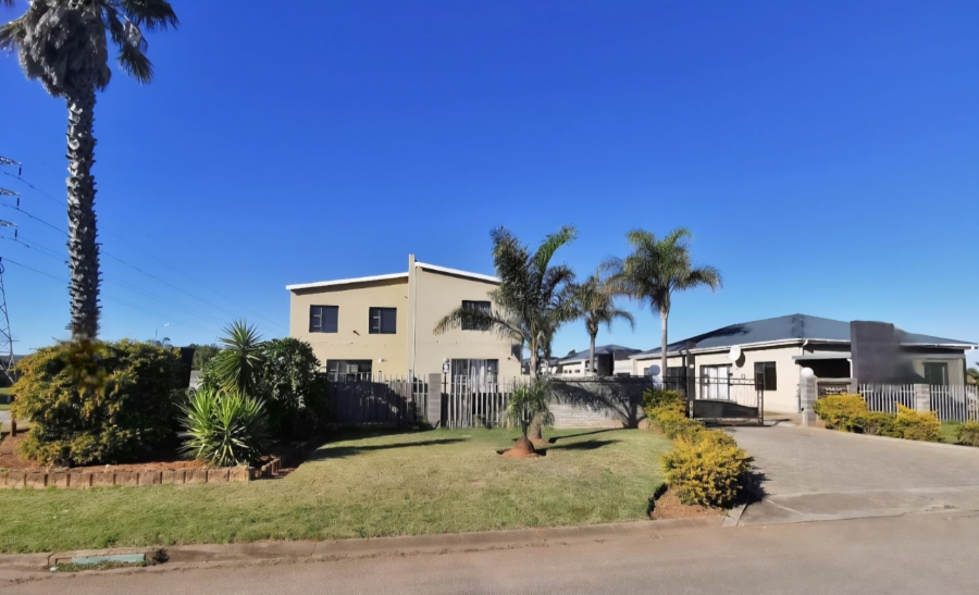 3 Bedroom Property for Sale in Campher Park Eastern Cape